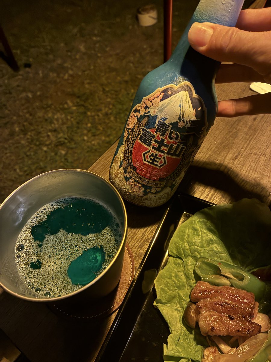 Jussepot77's tweet photo. おはようございます☁️
キャンプ振返り⛺️
去年は8.17に西湖キャンプだったかぁ
とうもろこしがめちゃうまなんですよね😋
今年は行ける日あるかな
行きたいなぁ🏄
#西湖 #camping #sup https://t.co/Fu5YIsuoLW