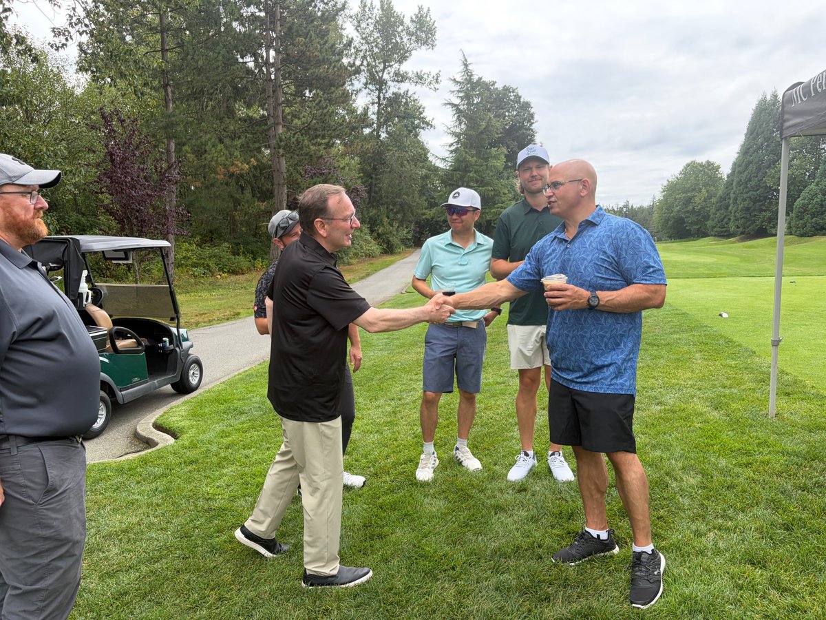 Centreforchild's tweet photo. Thanks @CaffeArtigiano for keeping us fueled for a great day on the links, supporting #vital services for #specialkids! @beemcreditunion https://t.co/AbDmxRDI2T