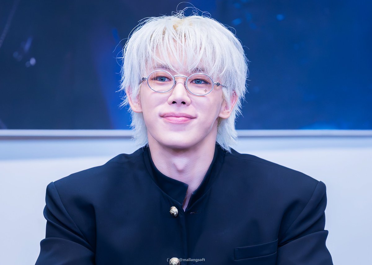 🐰(´•᎑•`)💙 tweet media