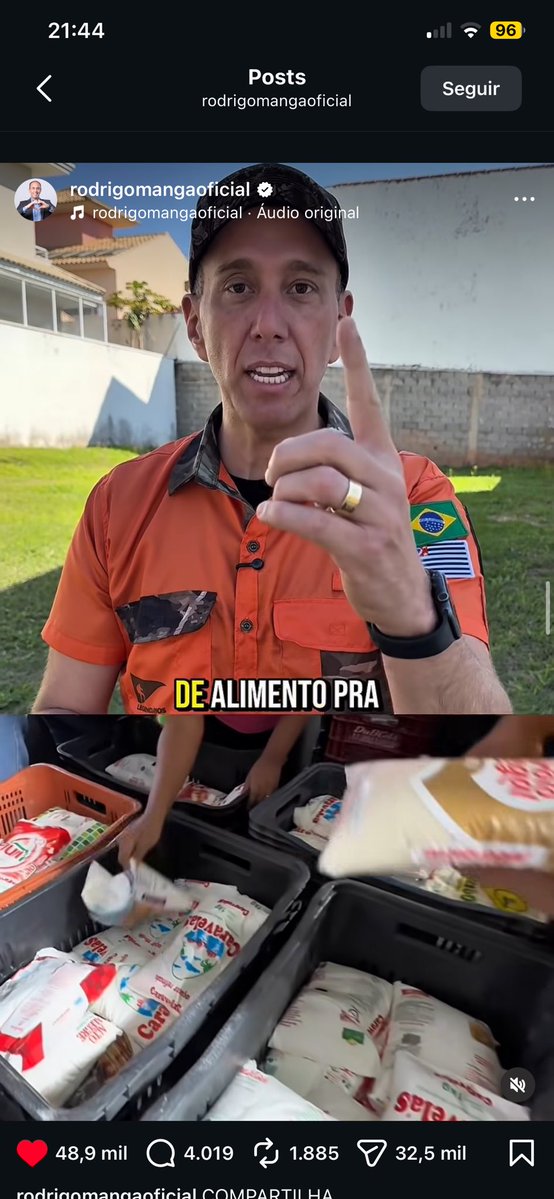 BTSProjectBR's tweet photo. ATENÇÃO BARMYS!! 🚨

Muitas pessoas vão tentar nos usar para propagar informações falsas ou até pedir votos. Em meio as épocas eleitorais, diversos políticos vão tentar usar o BTS para se beneficiar, não caiam no bait desses políticos de direita que só quer usar os jovens!! 

Denunciem o vídeo e o perfil do prefeito como informação falsa e comentem aqui !!! ✅

Vamos mostrar a esses políticos, que com a gente não se mexe, parece que não aprendem! 🤬

Link do perfil: https://t.co/QmJ9AyBZUM

Link do vídeo: https://t.co/1lmXzg8UYj