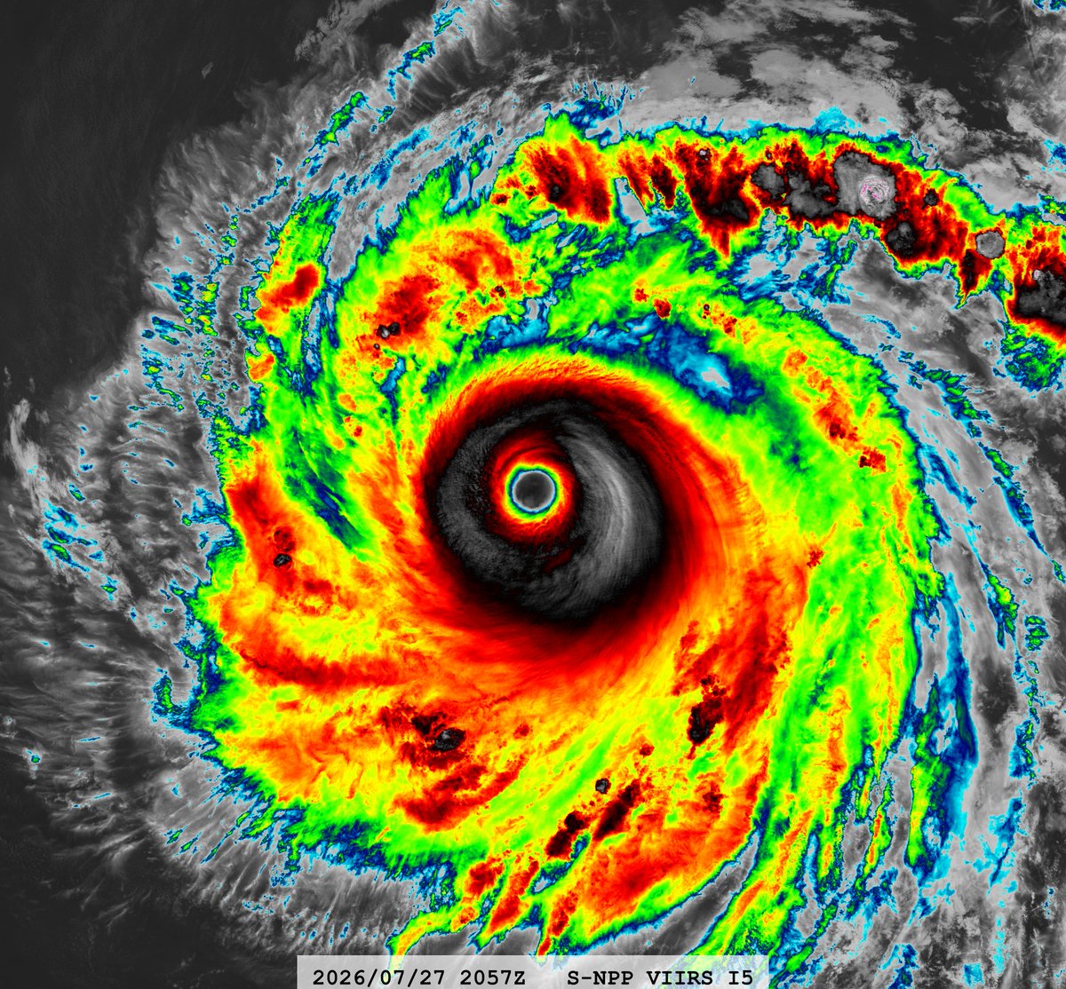 zeb199818's tweet photo. #07E Hurricane #GENEVIEVE
Satellite: #SNPP #VIIRS
Channel : I1 (0.64 µm) I5 (11.45 µm) 375-m
Time : 2026/07/27 2057Z
Eye Temp : 22.736 °C
Data Source : Amazon S3 Bucket SDR
CPA : ~90 km https://t.co/gDkASxBFMo