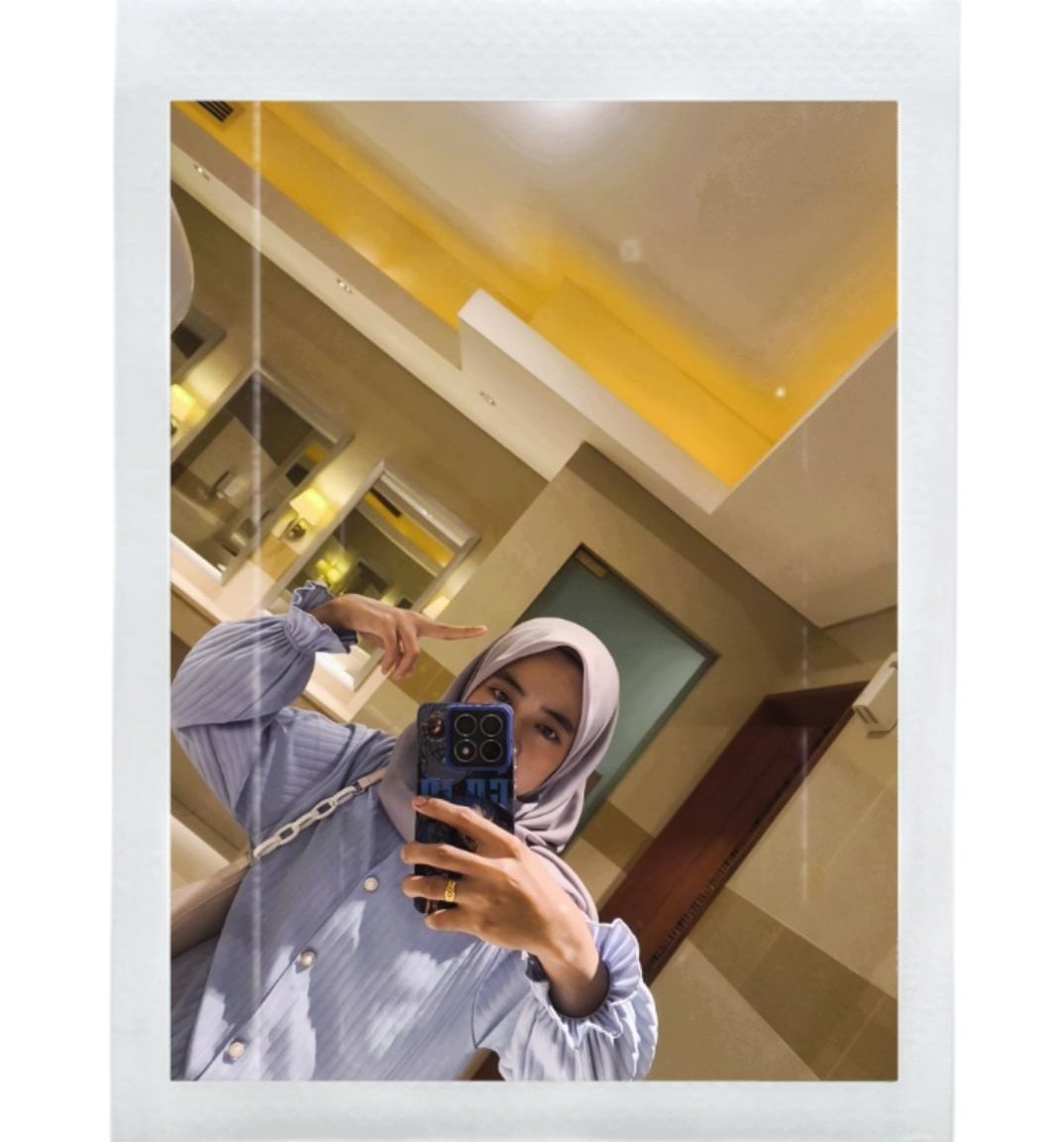 Areyoutill's tweet photo. Day 9 - ceritanya jalan jalan terus lanjut nonton film horor berempat 👻

Edisi kangen 3 bujang terus beneran kebawa mimpi🫂

#SeFurDenSD
#CainmatesAlwaysWithHarris
#TerongersAlwaysWithMika
#CustomersAlwaysWithGin https://t.co/gRfRxzR03f