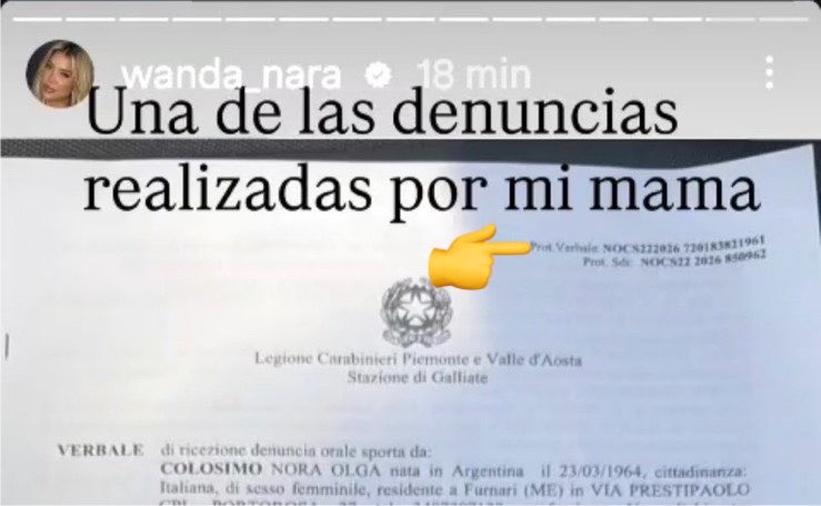Chinardi_Arg's tweet photo. Falsificó una denuncia de tránsito. Solita se está enterrando 

 #MauroIcardi https://t.co/QydmxkYT3U