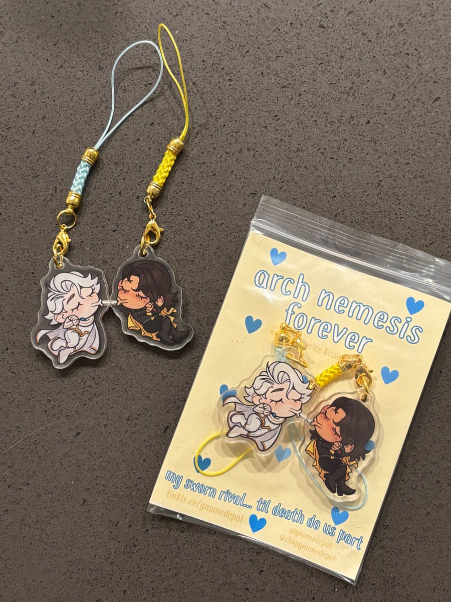 humanoidtempest's tweet photo. i hope everyone has a very wriceful week! i will have brand new charms with me at metrocon this weekend 💛🩵🕊️↖️ come say hi at AA316! 

#wrice #nicewreck #tbhx #tobeherox https://t.co/W2m4GXJD6C