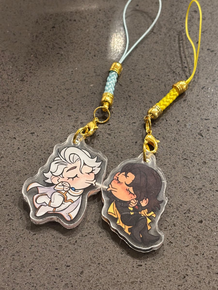humanoidtempest's tweet photo. i hope everyone has a very wriceful week! i will have brand new charms with me at metrocon this weekend 💛🩵🕊️↖️ come say hi at AA316! 

#wrice #nicewreck #tbhx #tobeherox https://t.co/W2m4GXJD6C