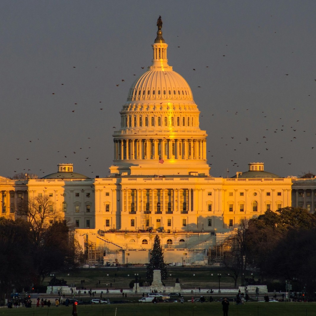 CoinMarketCap's tweet photo. LATEST: 🇺🇸 Senator Jon Husted has backed the CLARITY Act, saying he will work to pass it "as soon as possible." https://t.co/JTUnPdpxpR