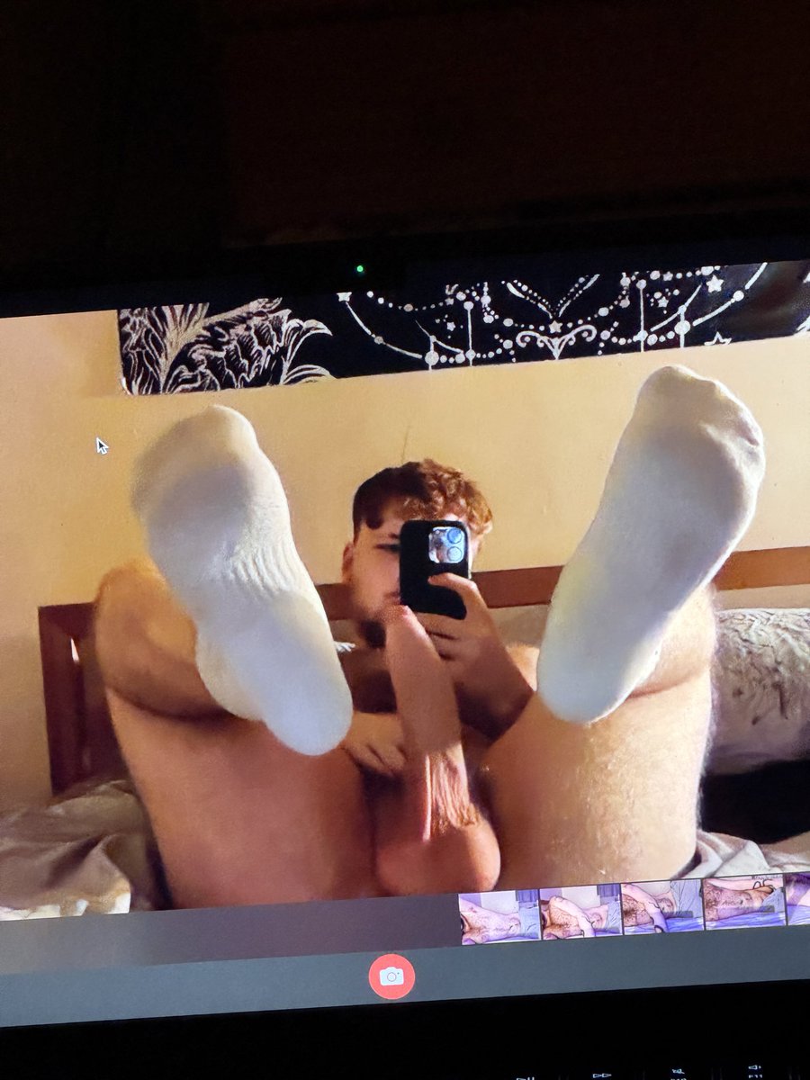 c4lcr1's tweet photo. best nude i’ve ever taken so the world needs to see it https://t.co/7MDh1IgZxV