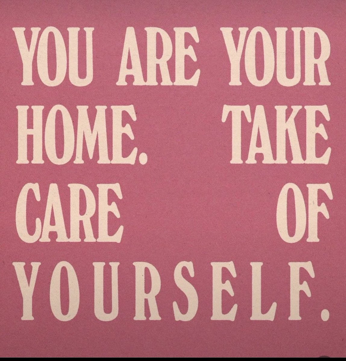 Daisy1332337592's tweet photo. Nightie 🌙🎇 and don’t forget to love yourself https://t.co/7C7zuHSZXz