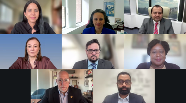 CIDH's tweet photo. La #CIDH realizó un webinar sobre personas detenidas por razones políticas en #Venezuela. El presidente @StuardoRalon, la comisionada Gloria De Mees, el Relator Especial de la @DESCA_CIDH, @jpalummo, junto a representantes de la Misión Internacional Independiente de Determinación de los Hechos de la #ONU y organizaciones de la sociedad civil dialogaron sobre la situación de #DerechosHumanos. Se hizo un llamado a la liberación inmediata e incondicional de las personas detenidas por motivos políticos.