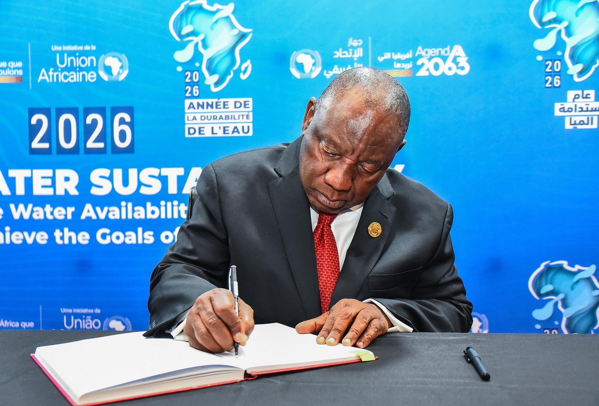 AfrikParliament's tweet photo. {In Pictures}: Signing of the Visitor’s Book by the President of the Republic of South Africa, His Excellency @CyrilRamaphosa following his keynote address during the Opening Ceremony of the First Ordinary Session of the Seventh Parliament on 27 July 2026 at the Seat of the Continental Parliament in  Midrand.