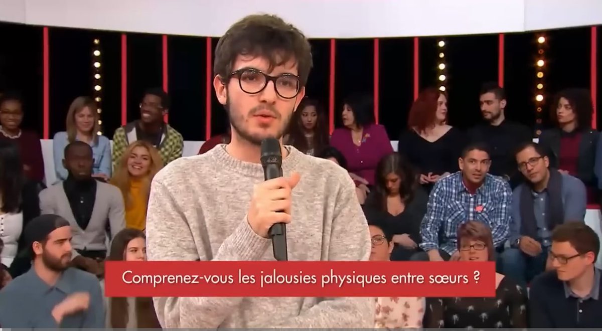 moanalesa's tweet photo. Fou rire. Je viens de tomber sur EnzoReads dans C’est Mon Choix https://t.co/lRS4GVY7at