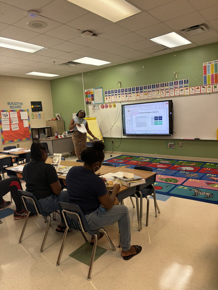 LatanyaRohan's tweet photo. Preplanning Day 1 @FlatRockES Rock, Paper, Scissor meet and greet, unpacking our mission and vision statements, emotional intelligence, to first 10 days of school procedures. The cherry on the top was watching my grade chairs lead their teams. #tomasteryandbeyond https://t.co/yKfroPUlco