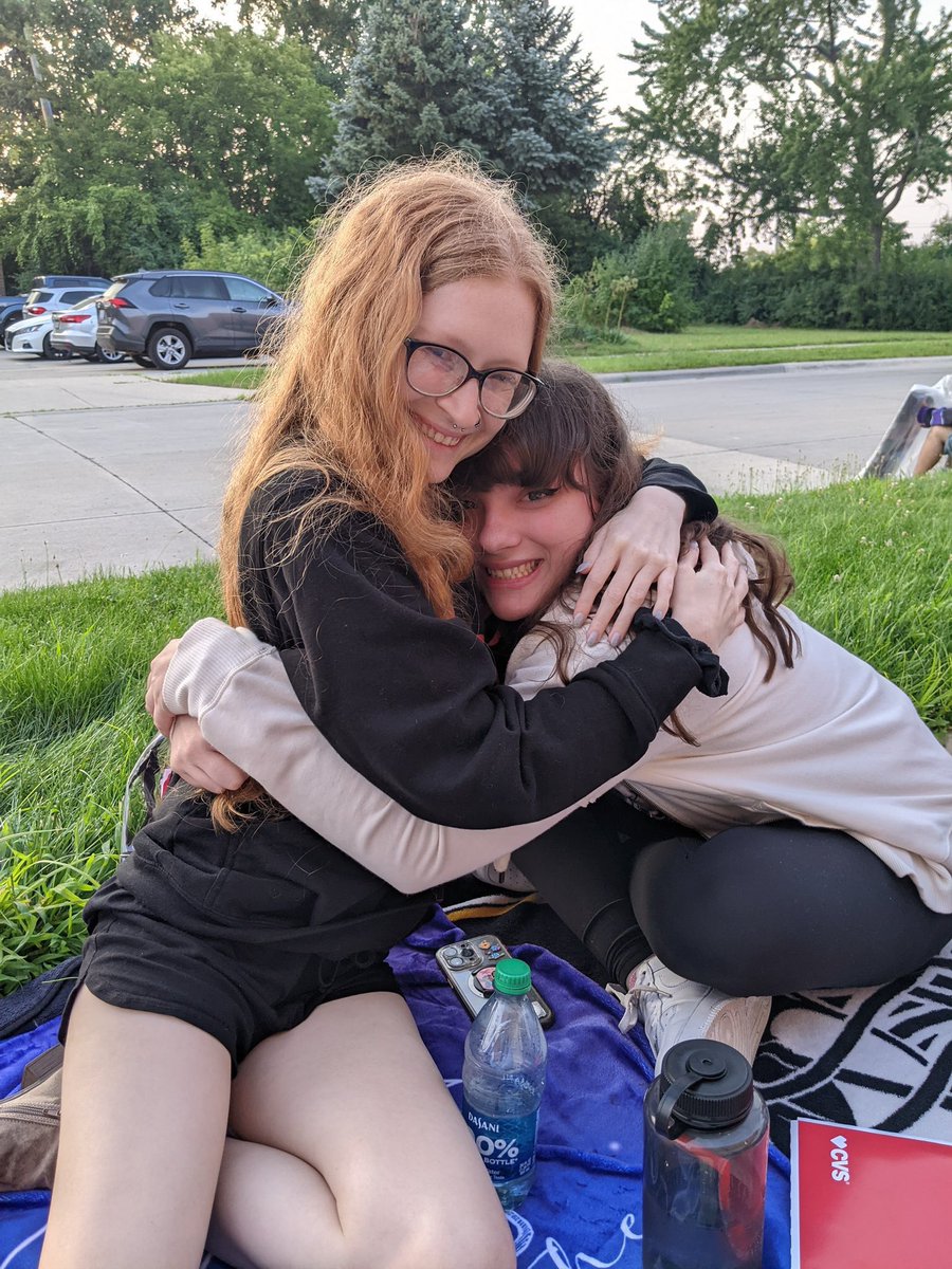 ashleysphoenix tweet picture