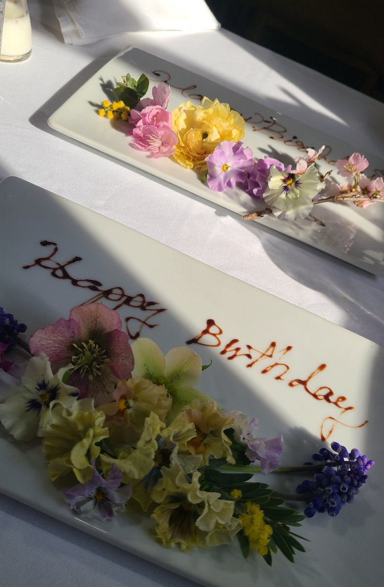 Aniash_06's tweet photo. 誕生日の写真を今更のせる https://t.co/MiP1T15hm3