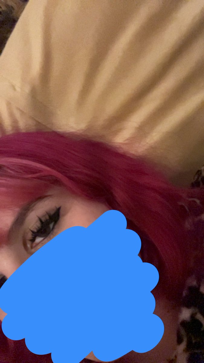 cuhhhhcake's tweet photo. the huge spikey lashes you desire lay in the beauty store lashes youve yet to consider https://t.co/NenHoz56CF