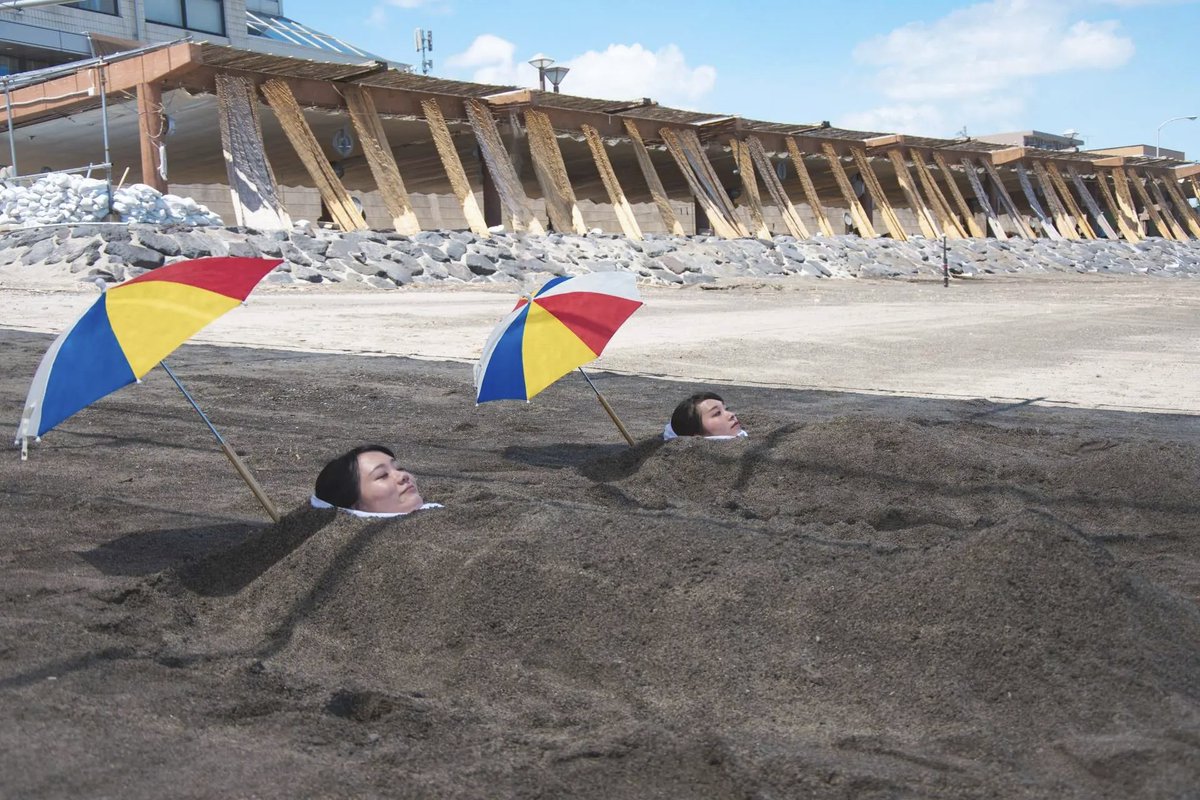 cody4783's tweet photo. @xinzoruo Posting because I must suggest the Geo onsen day to become a volcanic ash/sand pit day:

(PS Huge fan of all your art and the evolving stories 💖) https://t.co/aypvd5sFsk