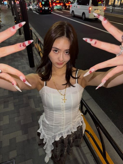 kku_papa_11311's tweet photo. 投票締め切りまであと3日
まだの人はいらっしゃいませんか？

#Girls2
#隅谷百花 https://t.co/QvMwOhxMlh