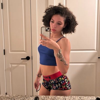 Tatiixmoke's tweet photo. #NewProfilePic https://t.co/0J3sFFtPUH