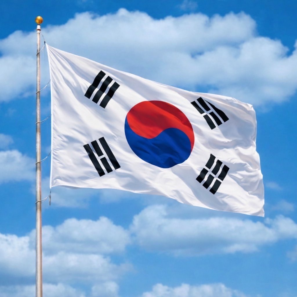 WatcherGuru's tweet photo. JUST IN: 🇰🇷 South Korea's KOSPI stock market halted after 8% crash, triggering circuit breaker. https://t.co/4EdHoZL8So