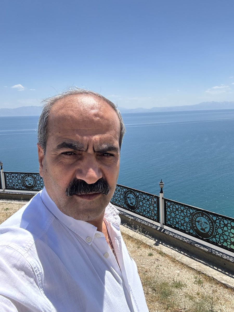 narAliasaf1334's tweet photo. Slm günaydın dul bayanlar https://t.co/Z0E6paGk0j