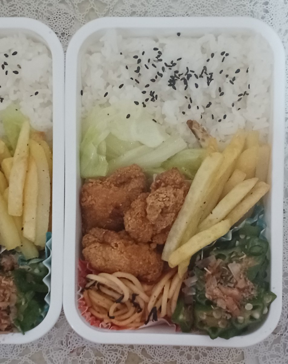 080zzz080's tweet photo. 特別ゼミのため
急遽お弁当作り
ついでに私の朝ごはん😅
#お弁当　#お弁当作り https://t.co/MiCkjIgJqR