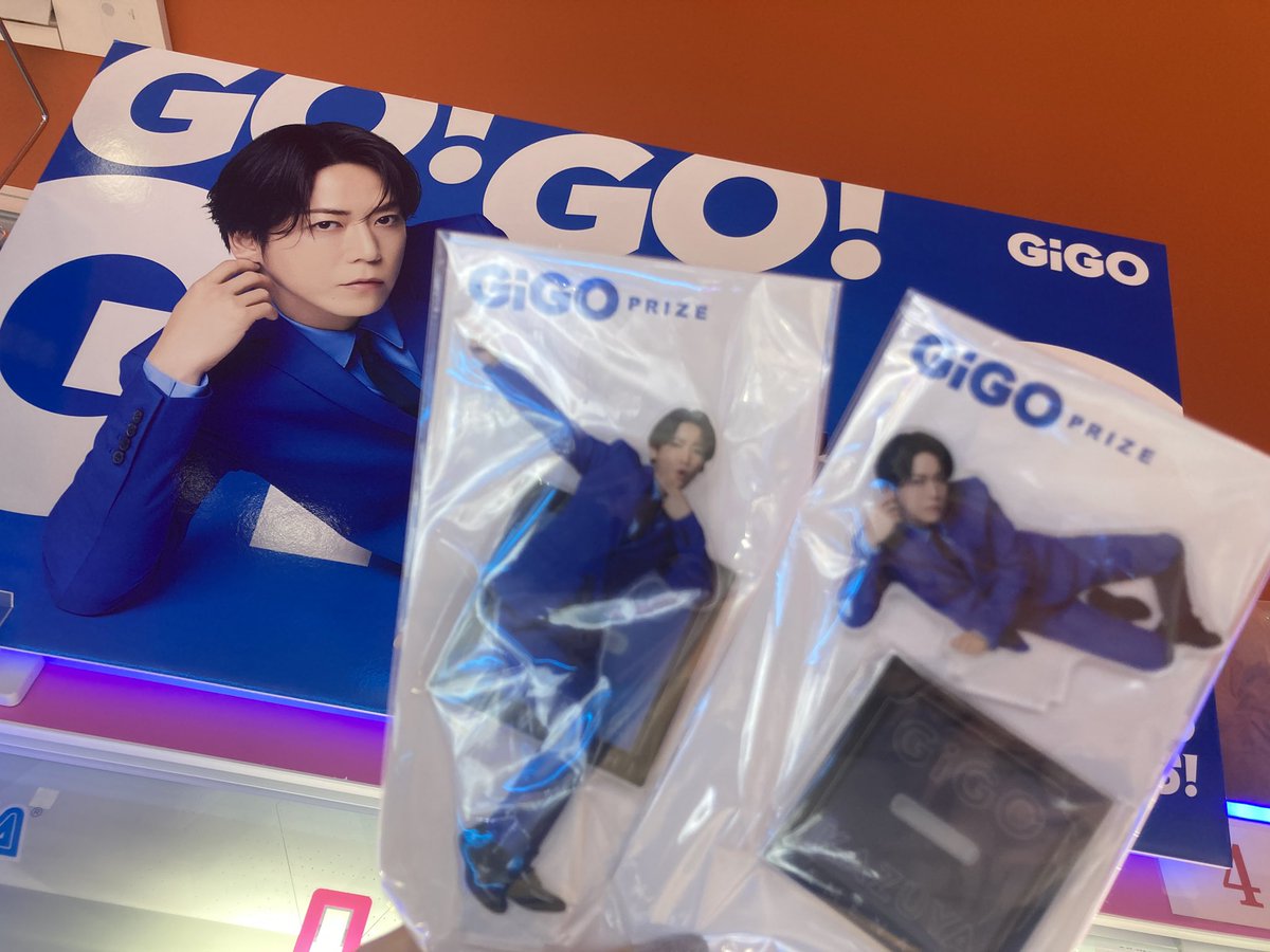 ✏️️  《 景品入荷情報 》 亀梨和也GiGOコラボアクリルスタンド