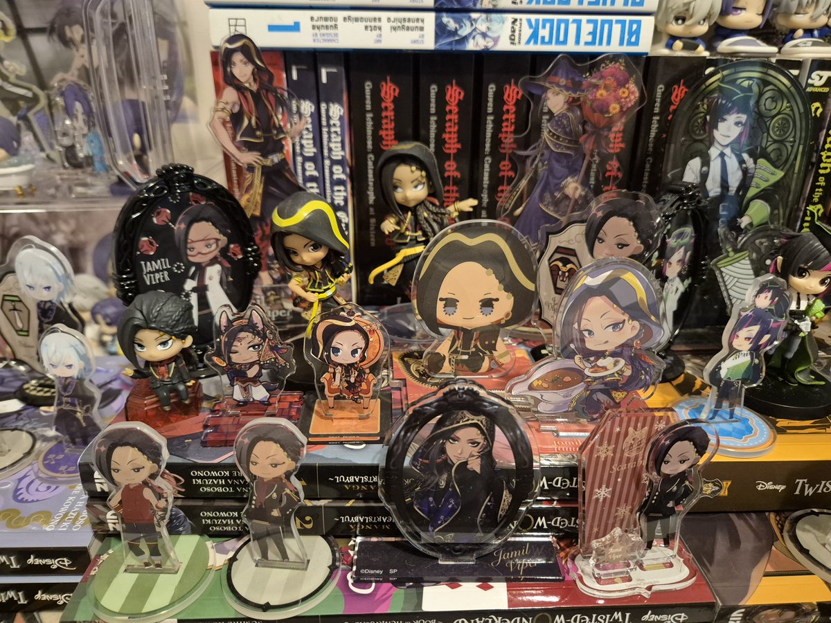 VampireVes's tweet photo. @KaggyFilms YAYZ can't wait to see this handsome guy lol in at one scene oooo this isn't my full collection 😂 https://t.co/llB9TwdXXy