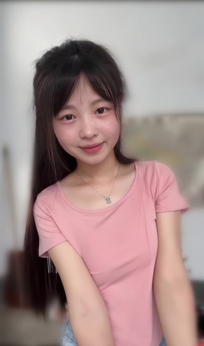 ankeery66's tweet photo. 今天决定做个乖女孩。🌸
不知道能坚持多久……🤭
太久没上X,来给粉丝请个早安～ https://t.co/LxQ9SHnhYz