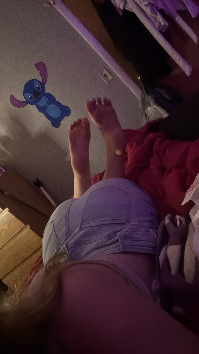 iszthebrxtt's tweet photo. Like my shorts?🤭 https://t.co/etTwlZRR1R