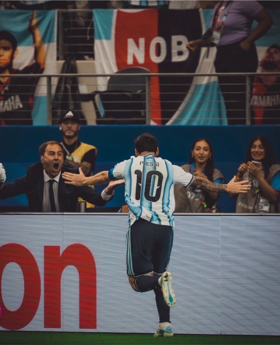 Messias30_'s tweet photo. Mirá lo que es este momento.

Retrocedan el tiempo. https://t.co/iqjNFLB1oR