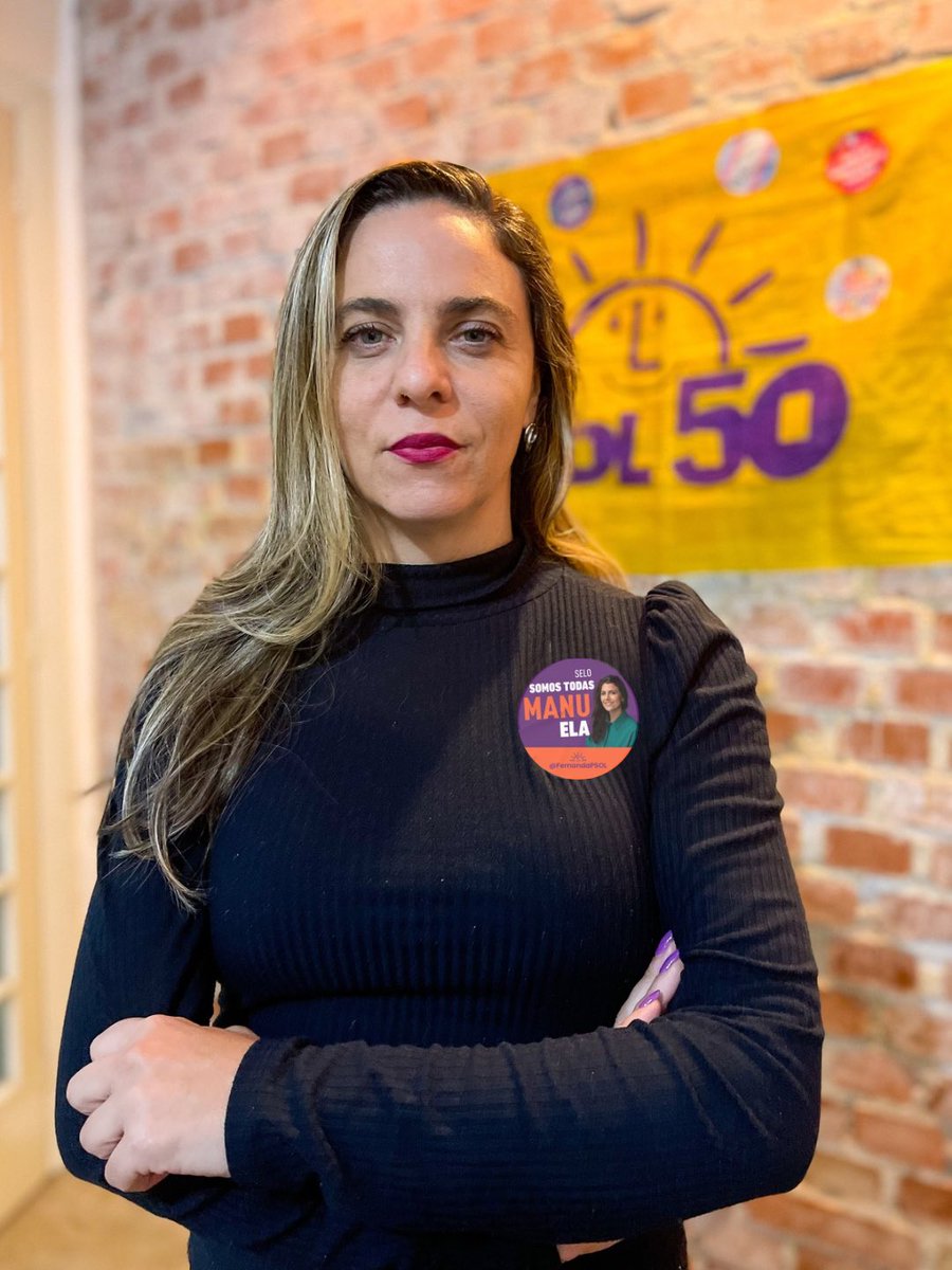 fernandapsol's tweet photo. Se eles tem ódio, nós temos coragem, luta e unidade para enfrentar a extrema direita e seus ataques misóginos!
Somos todos e todas @manueladavila. https://t.co/3Jhz78cClL