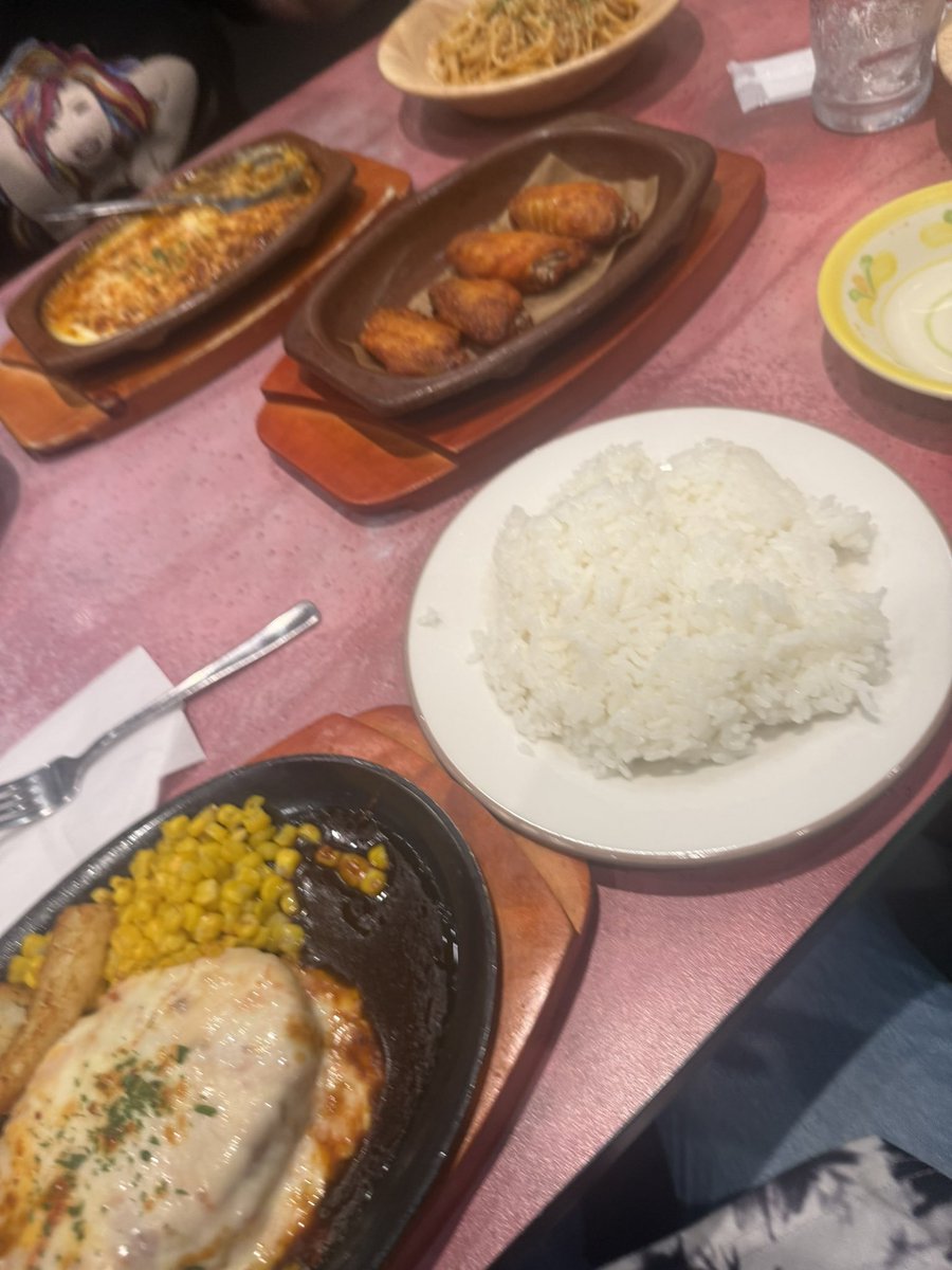 Siya_113's tweet photo. 土曜日はトイストーリー5見に行ってきました🍿🎬📽
その後久しぶりにサイゼ食べた😋🍴
#トイストーリー5 https://t.co/460NCabybO