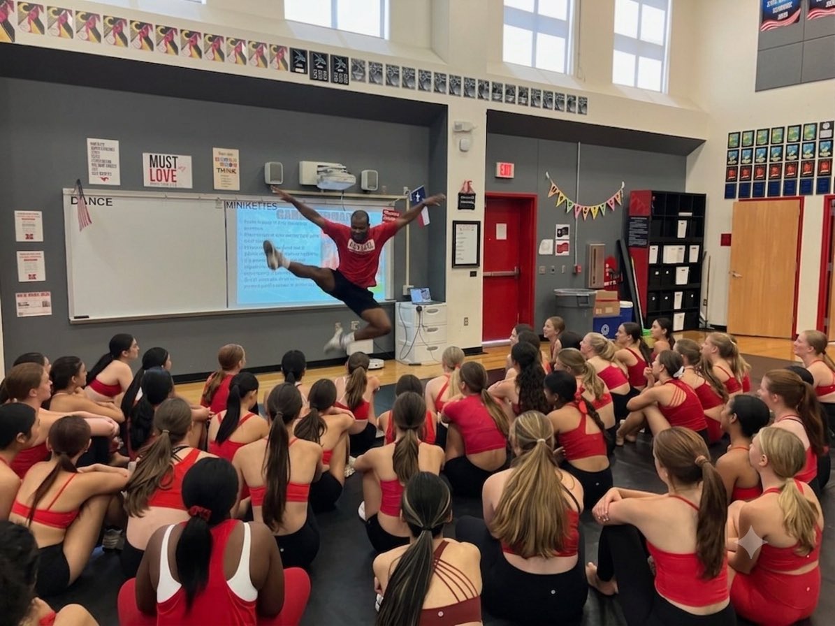 CoachHaack09's tweet photo. Had An Awesome Time Talking Football 101 With The Marquettes Today‼️ 

They Learned The X's And O's Got To Show Off Some Of Their Own Skills, And Brought Tons Of Energy‼️ Thank You For Everything You Do To Make Our School And Friday Nights So Special‼️ #TheStandard #MustangNation https://t.co/cKln8fH6hW