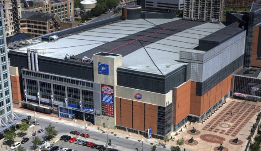 GrandeTourNews's tweet photo. TONIGHT: Ariana brings the Eternal Sunshine Tour to Montreal with the first of three sold out shows!

Doors: 6:30pm
Show: 8:00pm

Use the #ESTMontreal hashtag if you're attending the show ∞ ☼ https://t.co/e54nDAjk9b