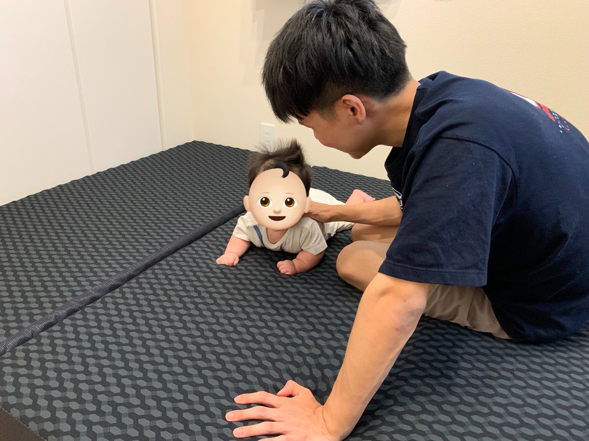 massu114's tweet photo. 昭和西川様から最上位モデルのマットレスをご提供いただきました！
本当にありがとうございます🙇🏻
いつも対局では座布団でお世話になっていますが、マットレスもとても気持ちが良く、快適な寝心地です✨
息子もさっそく体験してます😆 https://t.co/cD4n0ffXNi