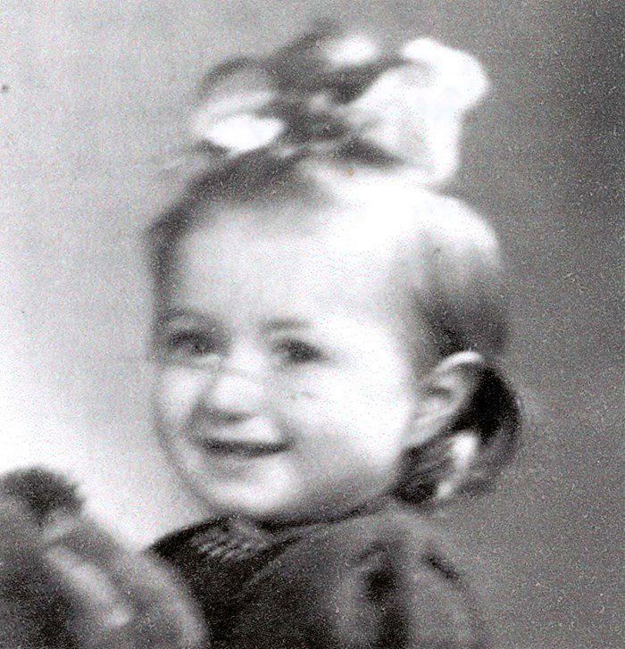 StephenUzzell2's tweet photo. My name is Francine Finkielsztaj. I was born in Paris on July 28th, 1941.

In July 1943, I was deported to Auschwitz and separated from my parents. My last memory is being carried into a shower room. Then the room started to fill with gas.

Remember us, please. https://t.co/4BRiv6gytr