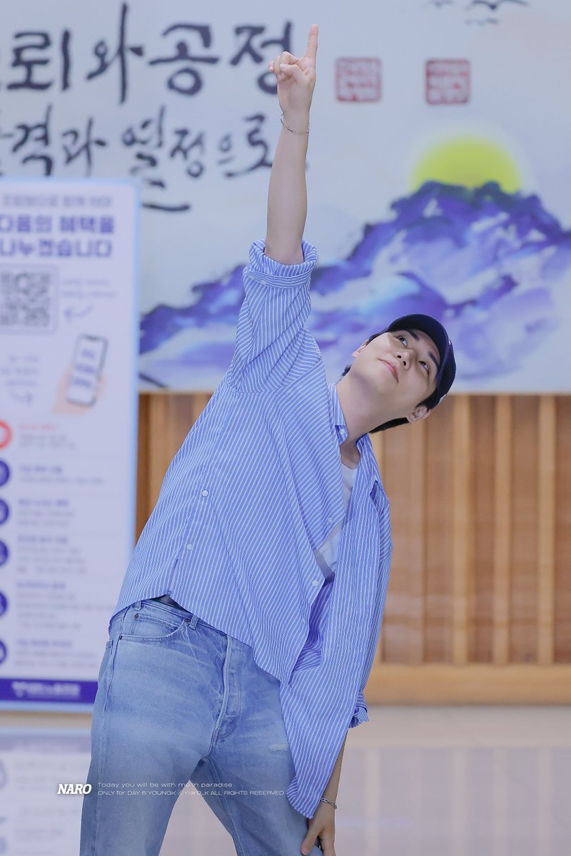 nar0_k's tweet photo. 260728  얏호 일위가수다~
 #데이식스 #DAY6 #영케이 #YoungK https://t.co/xmMhYNDL09