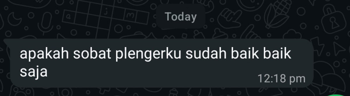 fanxynoona's tweet photo. haven't replied to her chat for 3 days cz i've not been feeling okay lately, terus bestie sebelah kamar aku chat kayak gini hari ini hahaha so cuteee 🤏🏽 https://t.co/mGph91fzqZ