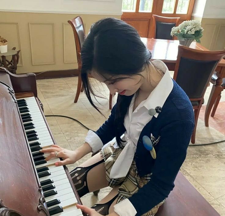 mincaeil's tweet photo. Dahyun’s hobbies #Dahyun https://t.co/yZ09mrJa2G