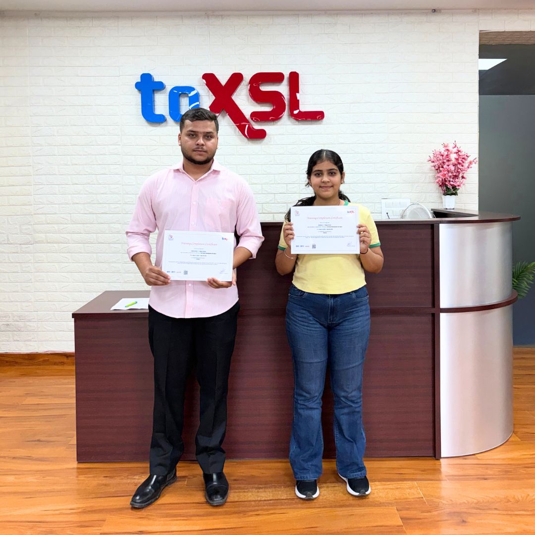 ToXSL's tweet photo. A big congratulations to our talented trainees on successfully completing their Full Stack Development Training at ToXSL Technologies! 

Keep learning, keep innovating, and keep building the future! 🚀

📞 +91 956 934 7788

#toxsl #FullStackDevelopmentTraining #IndustrialTraining https://t.co/e3LXc1LbUM