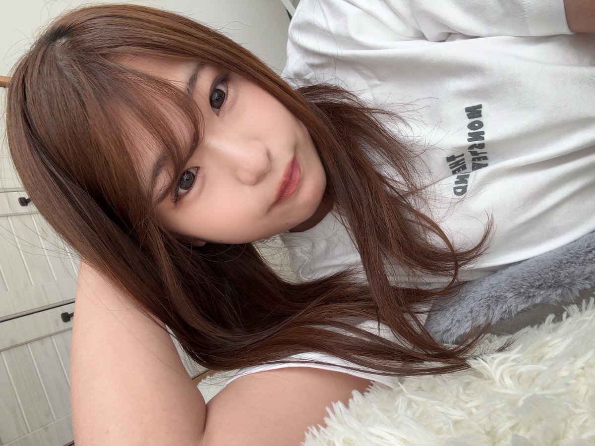 mikumiku_2025's tweet photo. もし明日、1日だけ何でもわがまま聞いてあげるって言われたら、みんなは私とどこに行きたい～？ https://t.co/XdWyLh0fxP