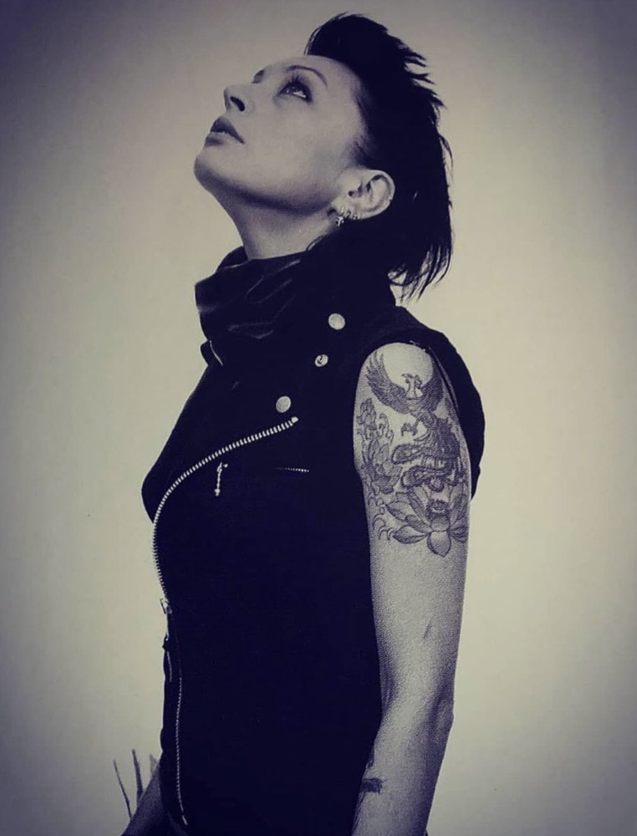 joshrox9999's tweet photo. R.I.P dear Kaori Kawamura

貴方と生き様を交わせた俺たちは

もっともっと

唄を音を鳴らして

魅せ続けてゆくよ

まあ　あと半世紀は

そっち行く気ねえからさぁ

ずっと忘れない

ずっとありがとう！

2026.7.28 https://t.co/Kc5uxeb5Am