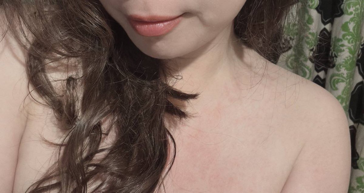 cyu78721's tweet photo. 這禮拜日 8/02，台中，多出一段時間
有 夫妻 / 情侶 / 單女 一起來遊玩嗎🤭

希望先聊聊，後續有感覺
一起來直球對決

#同房交換 #女女 #夫妻情侶 https://t.co/CI4m56GcKH