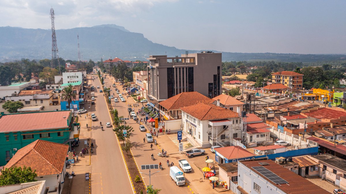 dickson_siko's tweet photo. Host of #WTD26 
📍Mbale City
#SikoIsHere #CoffeeCity https://t.co/nywJK4OlR5