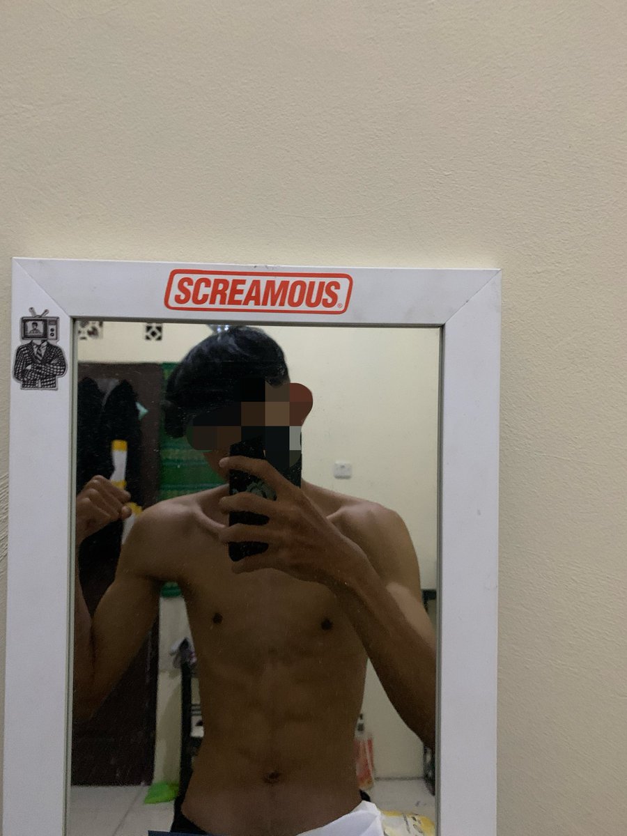 jayoief's tweet photo. suka bet mirrorr https://t.co/2If7PKotnV