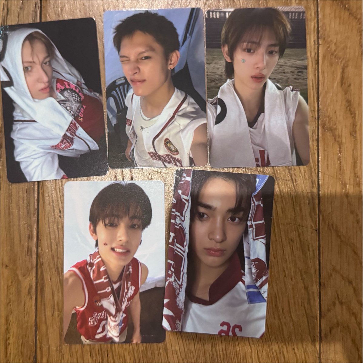 yageomkk's tweet photo. 코르티스 cortis 럭키드로우 럭드 분철

위버스 현물

앨범미포함 

마틴 제임스 0.5

https://t.co/WnKUQMcSpe

앨포 포토카드 럭드 앨포 특전 포카 양도 성현 https://t.co/92aA2jBBTy