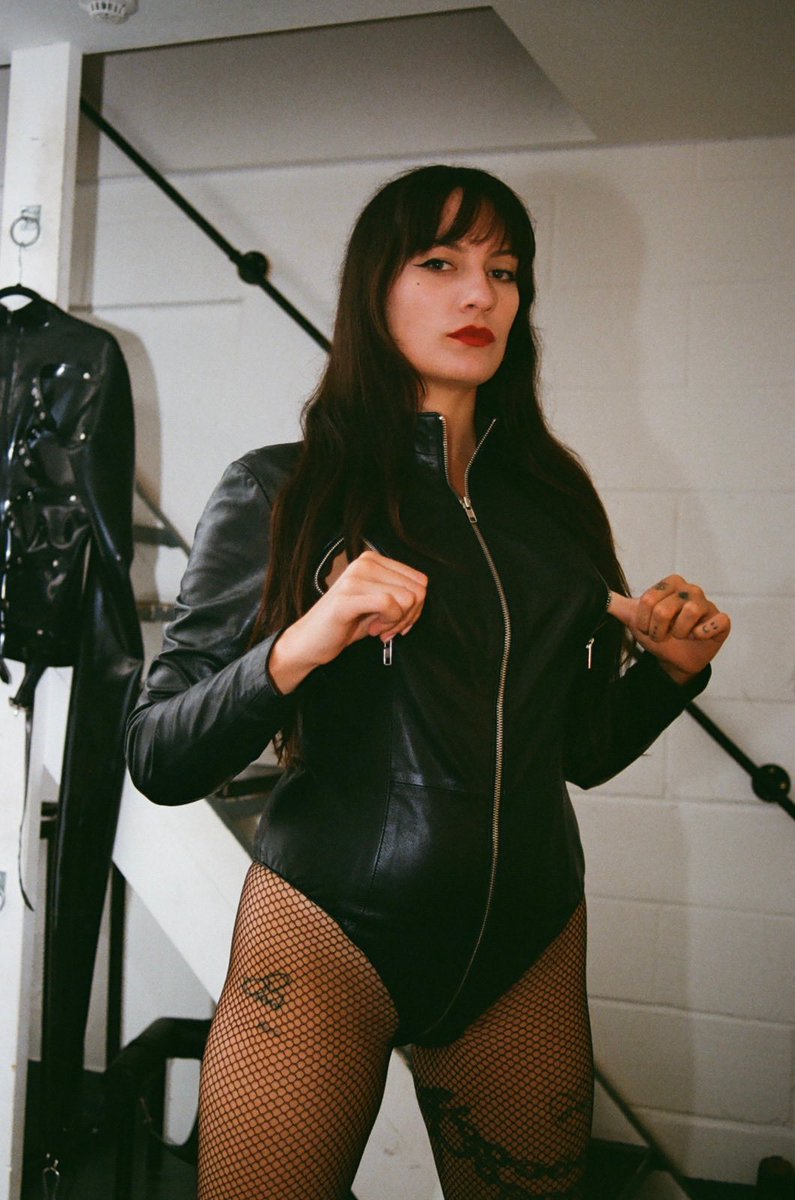 Goddessdean_'s tweet photo. Only a worthy sub deserves my time. Could that be you? https://t.co/LaNDxSaNZy