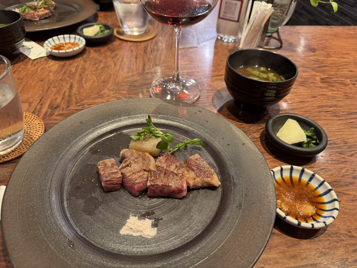 inosato78's tweet photo. さよなら日本😭。また来るよ、、いつかは未定やけど。 https://t.co/IKzQozm6TE