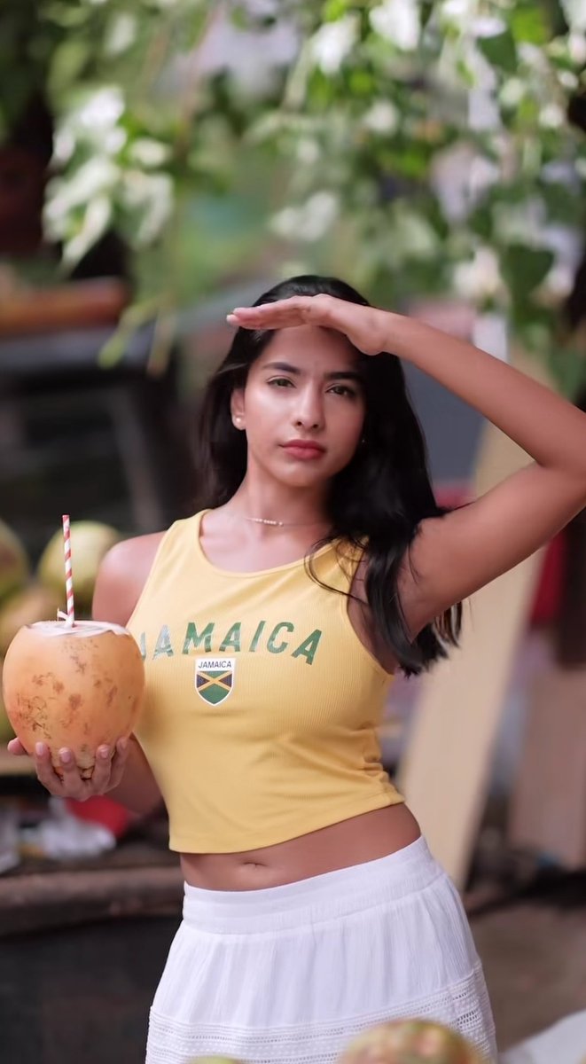 RishiOfficial_1's tweet photo. Do you like Coconut water.. it is very good for health during the summer times 💯🤤📈

Stay hydrated 🫡😍 https://t.co/t2Kyf3cl2A