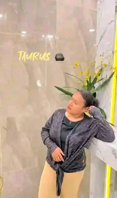 OmStrompg's tweet photo. Cantik-cantik Tapi Viral (CCTV)
DOLLY THERESIA CAROLINA KOROMAT (DTCK) https://t.co/qj8fO1Rmyg